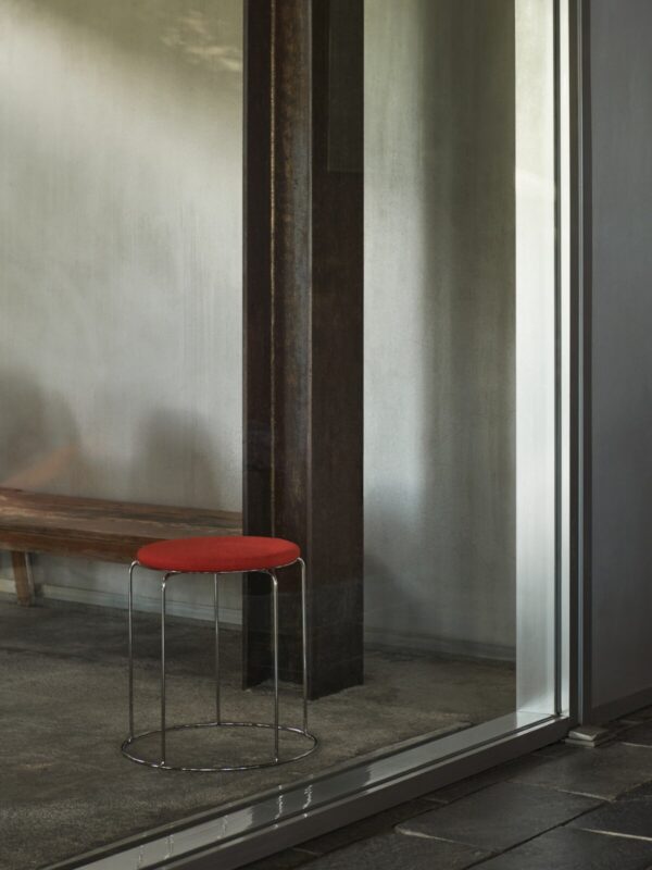 Coussin Wire Stool VP11, Tissu Hallingdal 600 Rouge